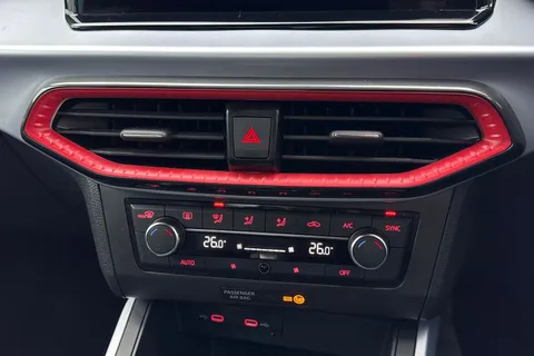 DC25EUH SEAT Arona 1.0 TSI FR DSG Euro 6 (s/s) 5dr Thumbnail #21