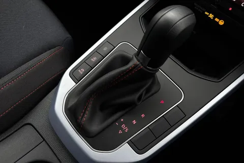 DC25EUH SEAT Arona 1.0 TSI FR DSG Euro 6 (s/s) 5dr Thumbnail #22