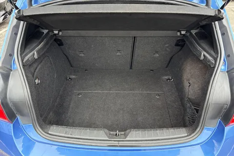 DV18YDE BMW 1 Series 2.0 120i M Sport Auto Euro 6 (s/s) 3dr Thumbnail #11