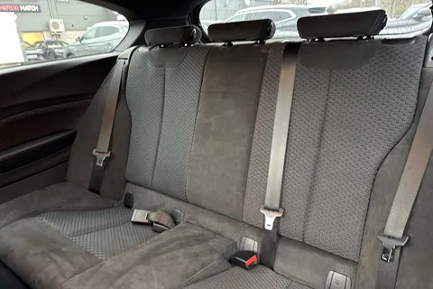 DV18YDE BMW 1 Series 2.0 120i M Sport Auto Euro 6 (s/s) 3dr Thumbnail #15