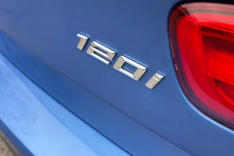 DV18YDE BMW 1 Series 2.0 120i M Sport Auto Euro 6 (s/s) 3dr Thumbnail #31