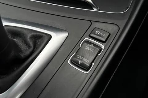 DV18YDE BMW 1 Series 2.0 120i M Sport Auto Euro 6 (s/s) 3dr Thumbnail #51