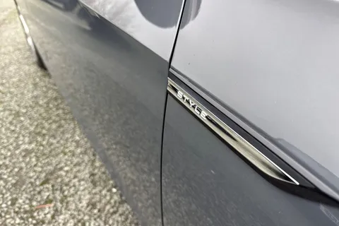 DG70HZA Volkswagen Golf 1.5 TSI 150 Style 5dr Thumbnail #29