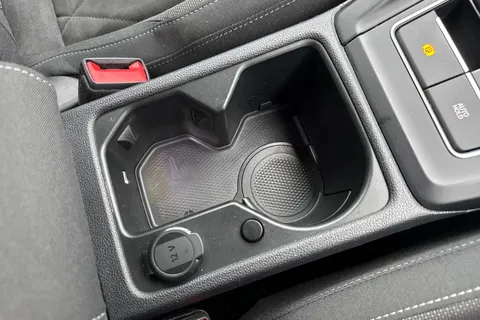 DG70HZA Volkswagen Golf 1.5 TSI 150 Style 5dr Thumbnail #41