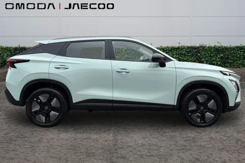  Omoda E5 61.05kWh Comfort Auto 5dr Thumbnail #3