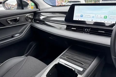  Omoda E5 61.05kWh Comfort Auto 5dr Thumbnail #14