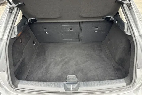 ND68VRT Mercedes-Benz Gla 1.6 GLA180 Urban Edition Euro 6 (s/s) 5dr Thumbnail #10