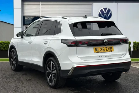 2 of 44 for VOLKSWAGEN TIGUAN 1.5 eTSI 150 Elegance 5dr DSG