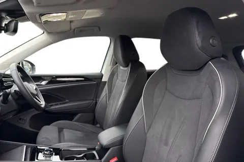 10 of 44 for VOLKSWAGEN TIGUAN 1.5 eTSI 150 Elegance 5dr DSG