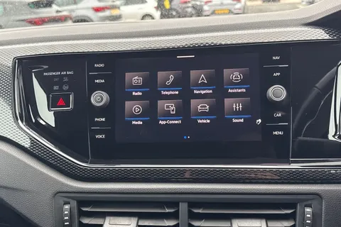 PJ24LBG Volkswagen Taigo 1.0 TSI 115 Match 5dr Thumbnail #13