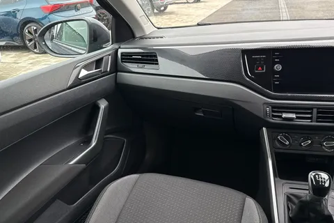 PJ24LBG Volkswagen Taigo 1.0 TSI 115 Match 5dr Thumbnail #16