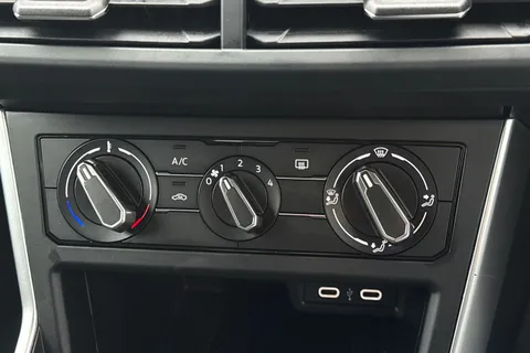 PJ24LBG Volkswagen Taigo 1.0 TSI 115 Match 5dr Thumbnail #20