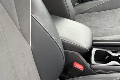 34 of 44 for VOLKSWAGEN TIGUAN 1.5 eTSI 150 Elegance 5dr DSG