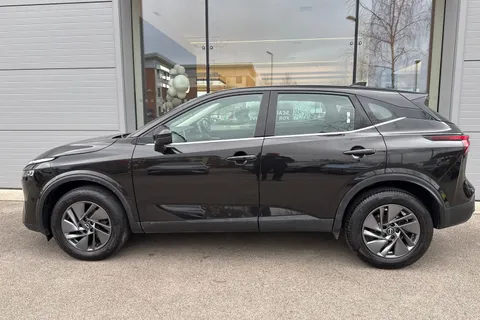 YH72EZM Nissan Qashqai 1.3 DIG-T MHEV Acenta Premium Euro 6 (s/s) 5dr Thumbnail #33