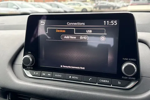 YH72EZM Nissan Qashqai 1.3 DIG-T MHEV Acenta Premium Euro 6 (s/s) 5dr Thumbnail #47