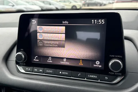 YH72EZM Nissan Qashqai 1.3 DIG-T MHEV Acenta Premium Euro 6 (s/s) 5dr Thumbnail #48