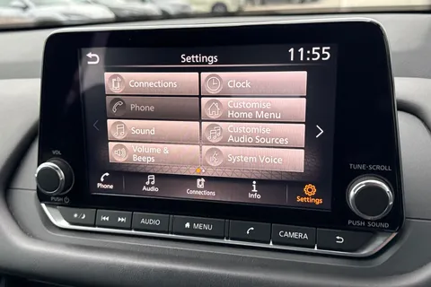 YH72EZM Nissan Qashqai 1.3 DIG-T MHEV Acenta Premium Euro 6 (s/s) 5dr Thumbnail #50