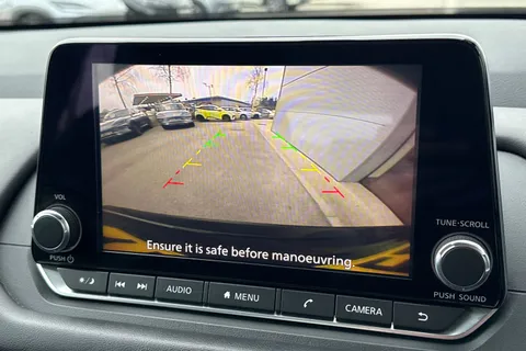 YH72EZM Nissan Qashqai 1.3 DIG-T MHEV Acenta Premium Euro 6 (s/s) 5dr Thumbnail #52