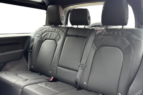 KT25DNO Land Rover Defender 90 3.0 D350 X-Dynamic HSE 3dr Thumbnail #5