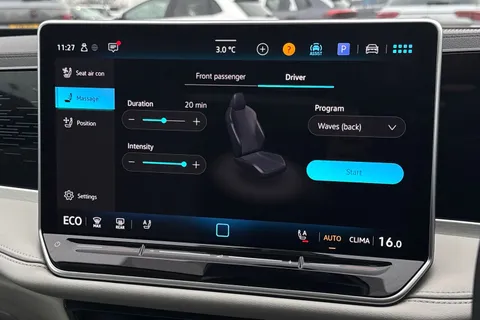 KP75LNO Volkswagen Passat 1.5 TSI eHybrid 272 Elegance 5dr DSG**LEATHER + 19' LEEDS ALLOYS + WINTER P Thumbnail #46