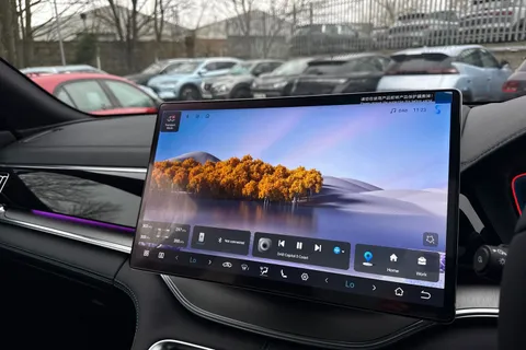 BYD Seal U 1.5 DM-i 18.3kWh Boost CVT Auto Euro 6 (s/s) 5dr Thumbnail #12