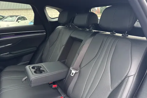 BYD Seal U 1.5 DM-i 18.3kWh Boost CVT Auto Euro 6 (s/s) 5dr Thumbnail #14