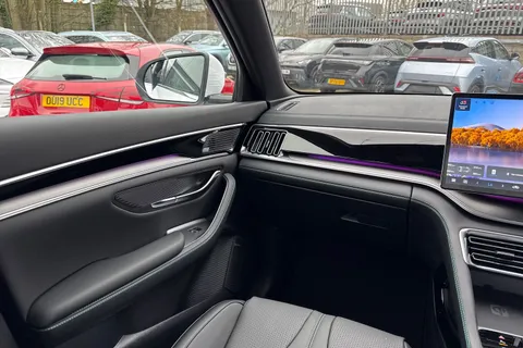 BYD Seal U 1.5 DM-i 18.3kWh Boost CVT Auto Euro 6 (s/s) 5dr Thumbnail #15