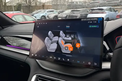 BYD Seal U 1.5 DM-i 18.3kWh Boost CVT Auto Euro 6 (s/s) 5dr Thumbnail #19