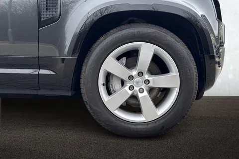 KW25GXX Land Rover Defender 130 3.0 D350 X-Dynamic SE 5dr Thumbnail #10