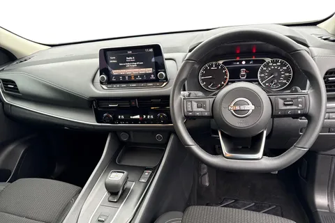 DN72ZPR Nissan Qashqai 1.3 DIG-T MHEV Acenta Premium XTRON Euro 6 (s/s) 5dr Thumbnail #19