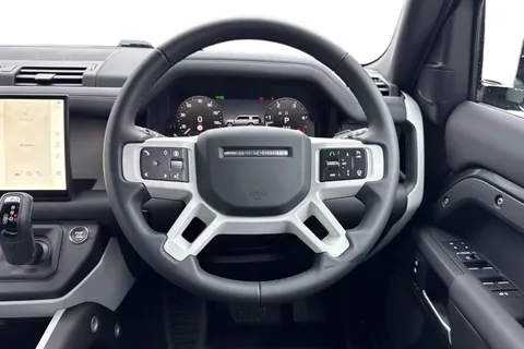 KW25GXX Land Rover Defender 130 3.0 D350 X-Dynamic SE 5dr Thumbnail #17