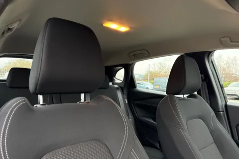 DN72ZPR Nissan Qashqai 1.3 DIG-T MHEV Acenta Premium XTRON Euro 6 (s/s) 5dr Thumbnail #25