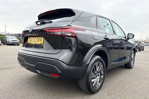 DN72ZPR Nissan Qashqai 1.3 DIG-T MHEV Acenta Premium XTRON Euro 6 (s/s) 5dr Thumbnail #35