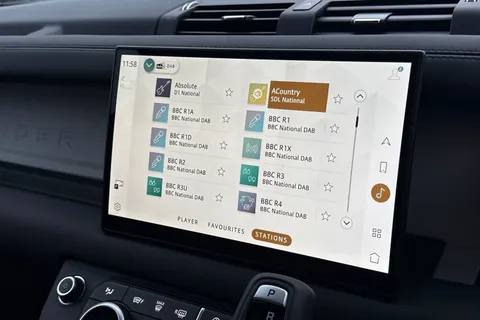 KW25GXX Land Rover Defender 130 3.0 D350 X-Dynamic SE 5dr Thumbnail #37