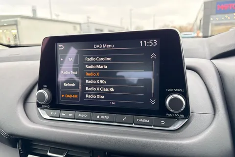 DN72ZPR Nissan Qashqai 1.3 DIG-T MHEV Acenta Premium XTRON Euro 6 (s/s) 5dr Thumbnail #48