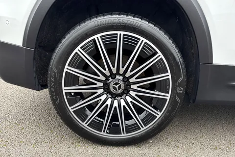 PK74WZM Mercedes-Benz Glb 2.0 GLB200d AMG Line (Premium Plus) 8G-DCT Euro 6 (s/s) 5dr Thumbnail #11