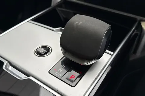 KO73MVV Land Rover Range Rover 3.0 D300 HSE 5dr Thumbnail #15