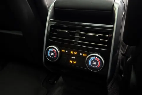 KO73MVV Land Rover Range Rover 3.0 D300 HSE 5dr Thumbnail #20