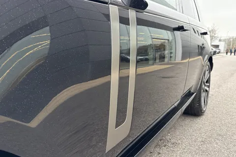 KO73MVV Land Rover Range Rover 3.0 D300 HSE 5dr Thumbnail #29