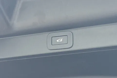 KO73MVV Land Rover Range Rover 3.0 D300 HSE 5dr Thumbnail #32