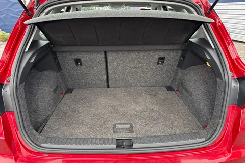 YS18VBK SEAT Arona 1.0 TSI SE DSG Euro 6 (s/s) 5dr Thumbnail #8