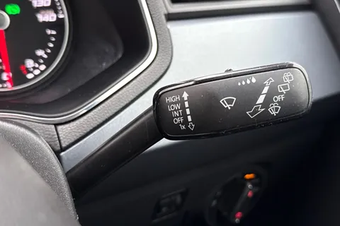 YS18VBK SEAT Arona 1.0 TSI SE DSG Euro 6 (s/s) 5dr Thumbnail #40