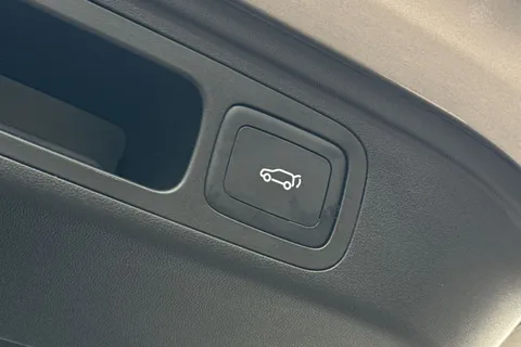 GD25KBV MG Mg Hs 1.5 T-GDI Trophy DCT Euro 6 (s/s) 5dr Thumbnail #34