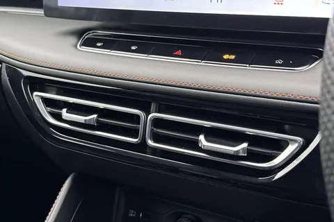 GD25KBV MG Mg Hs 1.5 T-GDI Trophy DCT Euro 6 (s/s) 5dr Thumbnail #41