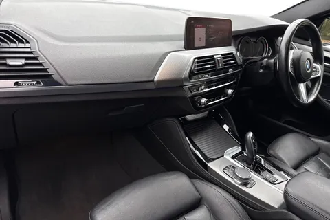 MA68YMZ BMW X4 2.0 20d M Sport Auto xDrive Euro 6 (s/s) 5dr Thumbnail #16