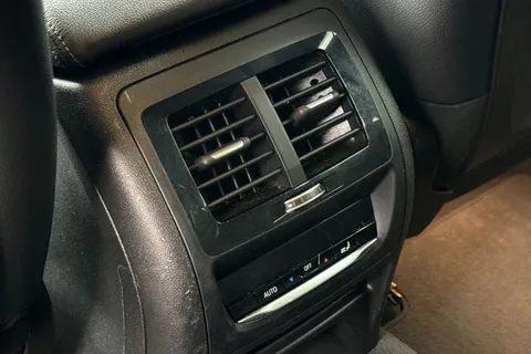 MA68YMZ BMW X4 2.0 20d M Sport Auto xDrive Euro 6 (s/s) 5dr Thumbnail #40