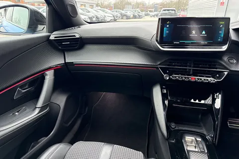 SV23XXS PEUGEOT e-2008 50kWh GT Auto 5dr (7kW Charger) Thumbnail #16