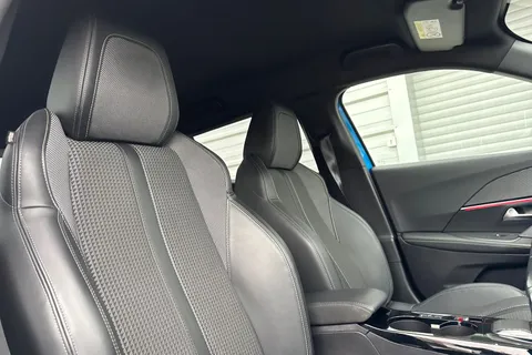 SV23XXS PEUGEOT e-2008 50kWh GT Auto 5dr (7kW Charger) Thumbnail #22