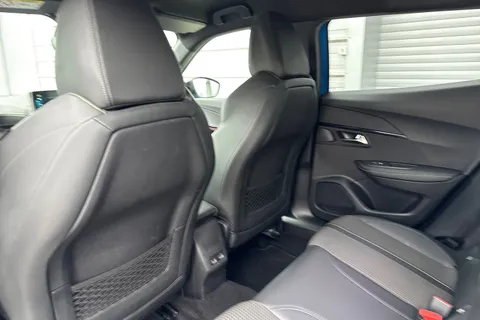SV23XXS PEUGEOT e-2008 50kWh GT Auto 5dr (7kW Charger) Thumbnail #38
