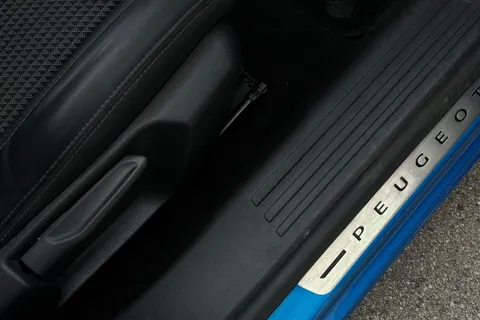 SV23XXS PEUGEOT e-2008 50kWh GT Auto 5dr (7kW Charger) Thumbnail #44